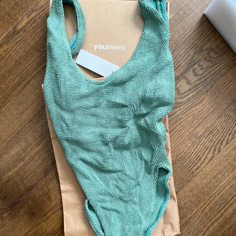 Youswim NWT Aplomb One-Piece GREEN One size fits all plus size all size